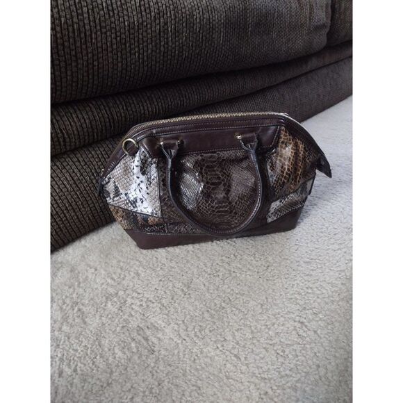 Handbags - **Final Sale** Cosmopolitan snakeskin pattern shoulder bag